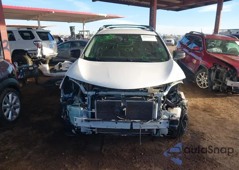 2017 Toyota Rav4 Le z USA, uszkodzony, nr VIN JTMZFREV8HJ105860